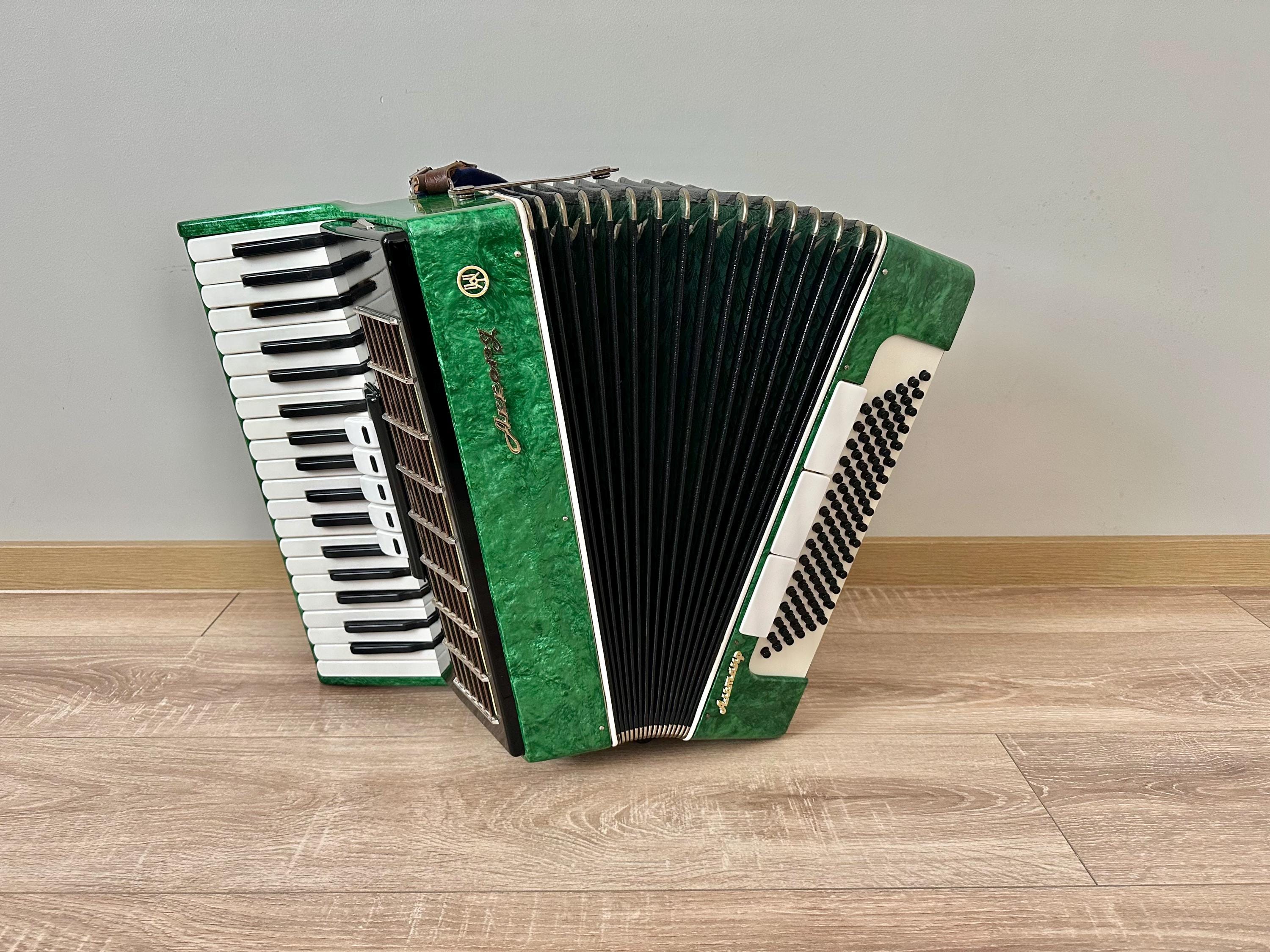 Rare Russian Accordion, Accord Accordion, Model Altair, 37 Keys