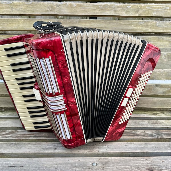 Arlando accordion, 3/4 accordion, 80 Bass, 34 key, 2 voice, 2+2 register, Germany accordion, Vintage accordion, Accordeon, New Straps, Video