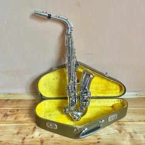 Gran saxofón vintage, saxofón alto, 27 pulgadas, saxofón de jazz, instrumento musical de viento, hecho de latón, orquesta de la URSS, buen estado