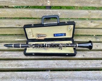 Vintage clarinet in hard case, 26 inches, Musical Woodwind instrument, Leningrad 60, Made from Bakelite, Musical Instrument, Wind instrument