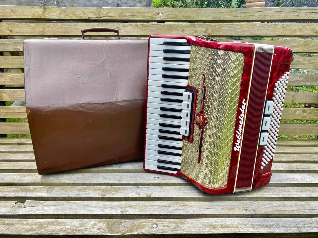 Like New Weltmeister Accordion, 4/4 Accordion, 120 Bass, 41 Keys, 3 Voices, 5 Registers, Germany