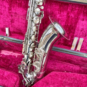 Big Vintage Saxophone, Tenor Saxophone, 33 Inches, Jazz Saxophone, Wind ...