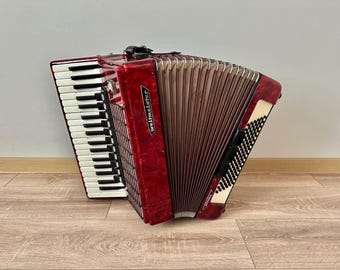 weltmeister アコーディオン 赤 37鍵 48ボタン Weltmeister Accordion, 7/8 Accordion, 96 Bass, 37 Keys, 4 Voice
