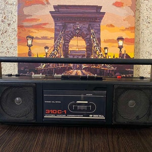 Vintage sowjetisches Tonbandgerät-Vesna 310, Empfänger UdSSR, Vintage-Player, Kassettenrekorder, tragbarer Plattenspieler, Retro-Player, alter Spieler, Geschenk
