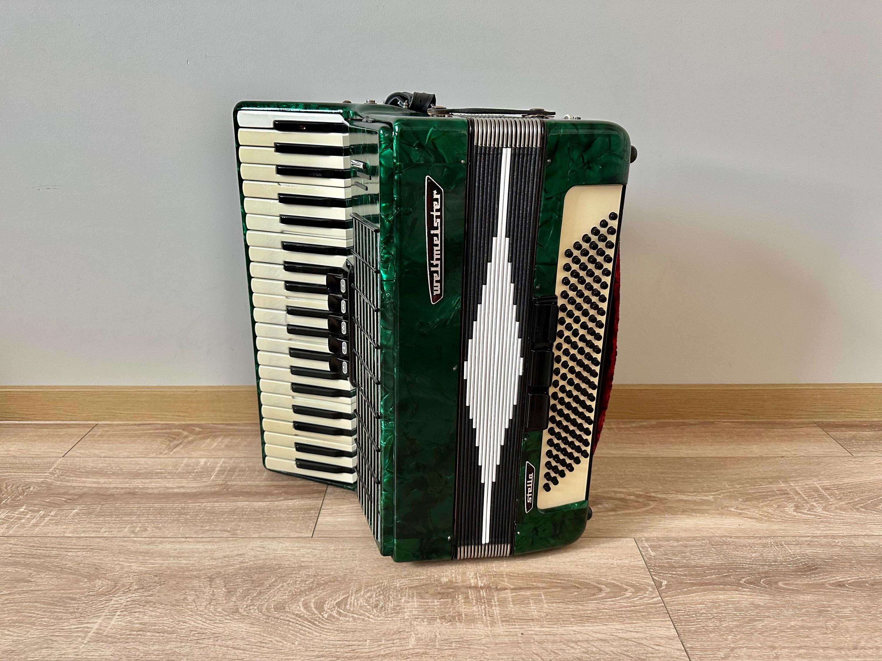 Weltmeister Stella Accordion: 120 Bass, 5+3 Register, New Straps
