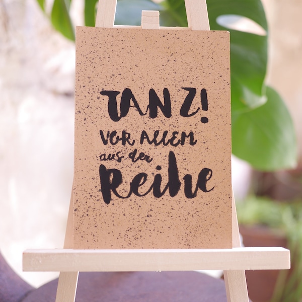 Postkarte "aus der Reihe tanzen"