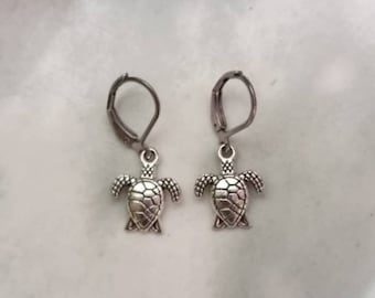 Sea Turtle Earrings, Silver Turtle Earrings,  Tiny hoop earrings,  Huggie Hoop Turtle earrings