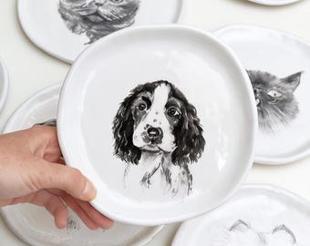 Custom Pet Portrait Plate, Hand Painted Ceramic Dog Portrait, Personalized Pet Memorial Keepsake, Pet Loss Gift, Dog Lover Home Decor