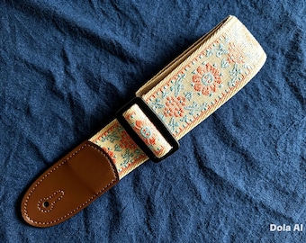 Woven Floral Guitar Strap: Adjustable, Durable, Bohemian Style Accessory