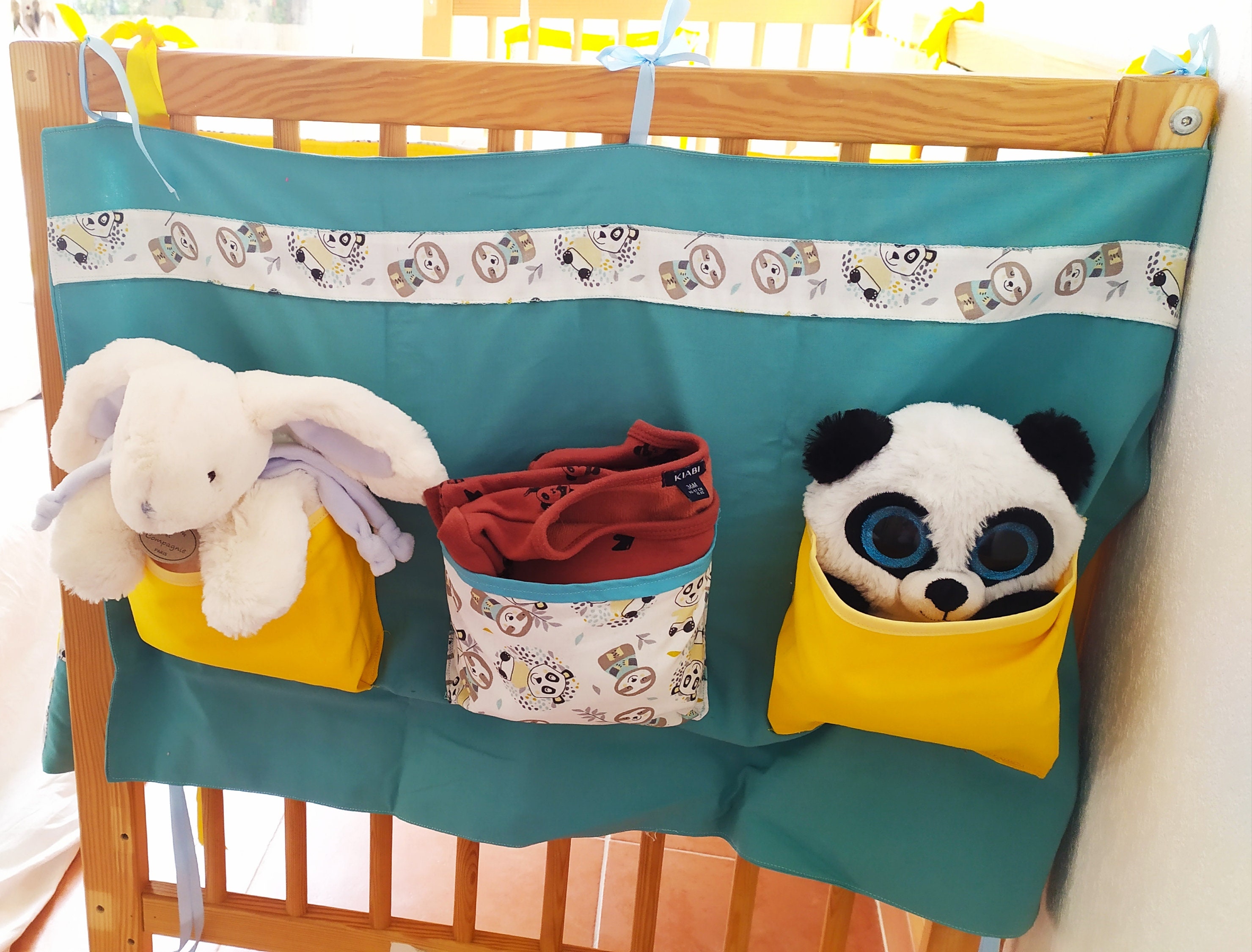 Organisateur de Lit Pour Bébé Thème Feuilles et Jaune