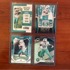 Quatre cartes à collectionner Devante Parker!