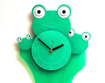 Frog Family Clock
