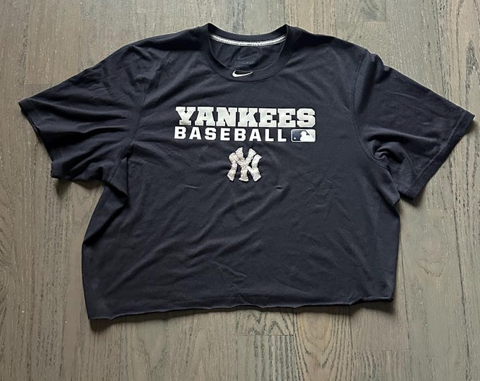 Featured listing image: Bead Embroidery NY Yankees Tee