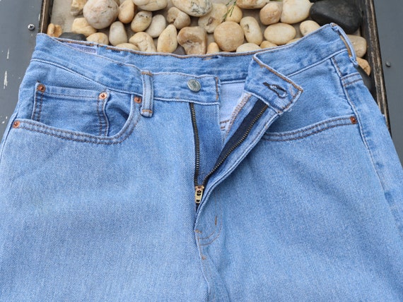 W31' L28' Levi's Straight Leg Jeans / Aus Sz 12 -14, US Sz 8
