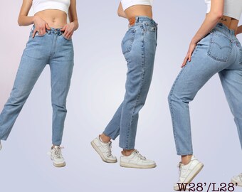 W28' L28' Levi's Boyfriend Jeans / Vintage / Aus 10, US 6