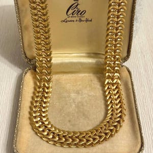 Vintage Necklace, Womens Gold Monet  Necklace, Vintage Gold Statement Necklace, Gift For Her, Vintage Jewellery, Monet Choker Style Necklace