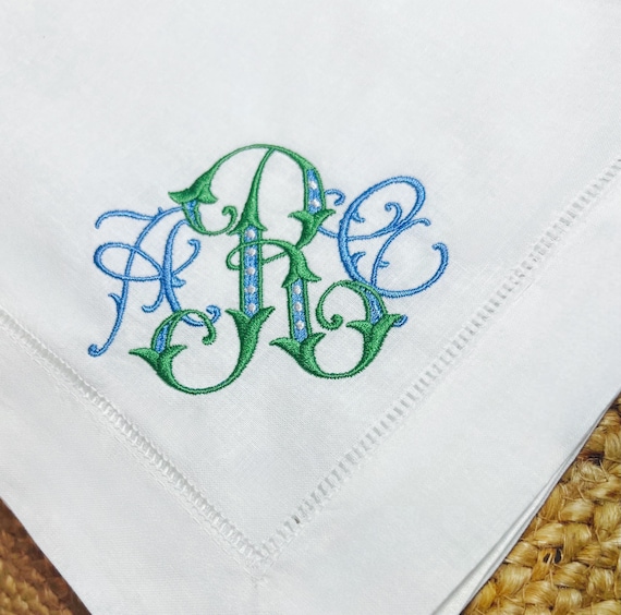 Embroidered Monogrammed Linen Dinner Napkins, Wedding Napkins, Custom Linen Napkins, Set of Dinner Party Napkins, 20 x 20, Spring LinenTowel