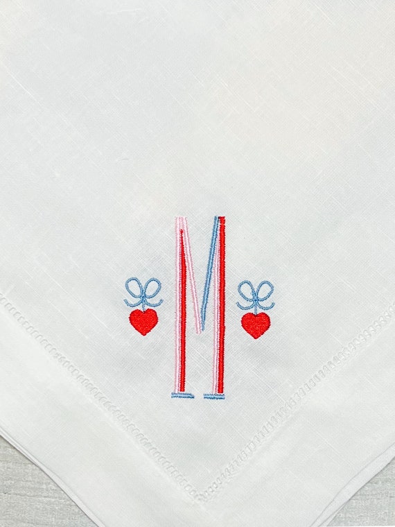 Embroidered Monogrammed Hearts and Bows Dinner Napkins, Valentine Napkins, Linen Napkins, Set of Dinner Party Napkins, 20 x 20, Guest Towel