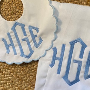 Embroidered, Personalized, Monogram, Scallop, Bib and Burp Cloth Set, Christmas, Baptism, Baby Shower Gift