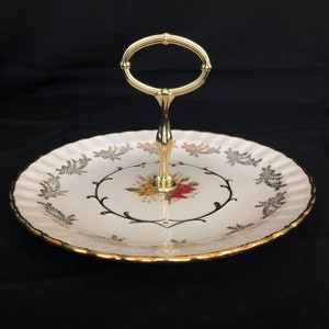 Vintage Aperitivo Plato de Postre - Manejado - Avon de Wood & Sons Alpine White Ironstone, Burslem Inglaterra