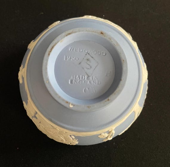 ヴィンテージ ウェッジウッド ブルー ジャスパーウェア シュガーボウル
