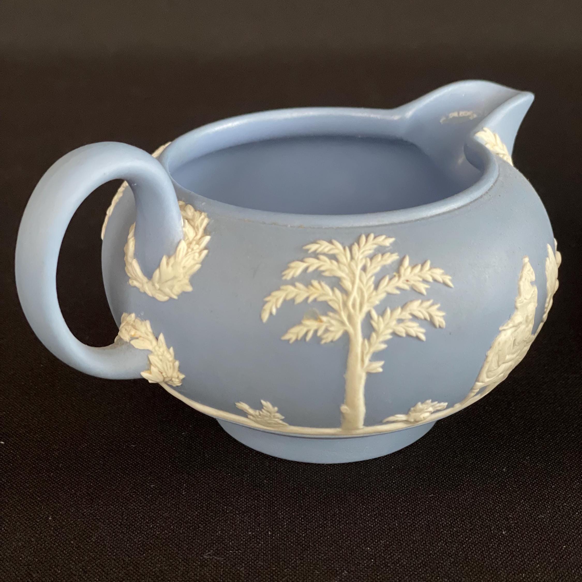 ヴィンテージ ウェッジウッド ブルー ジャスパーウェア シュガーボウル