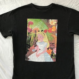 Alice in Wonderland with flowers t shirt black size large