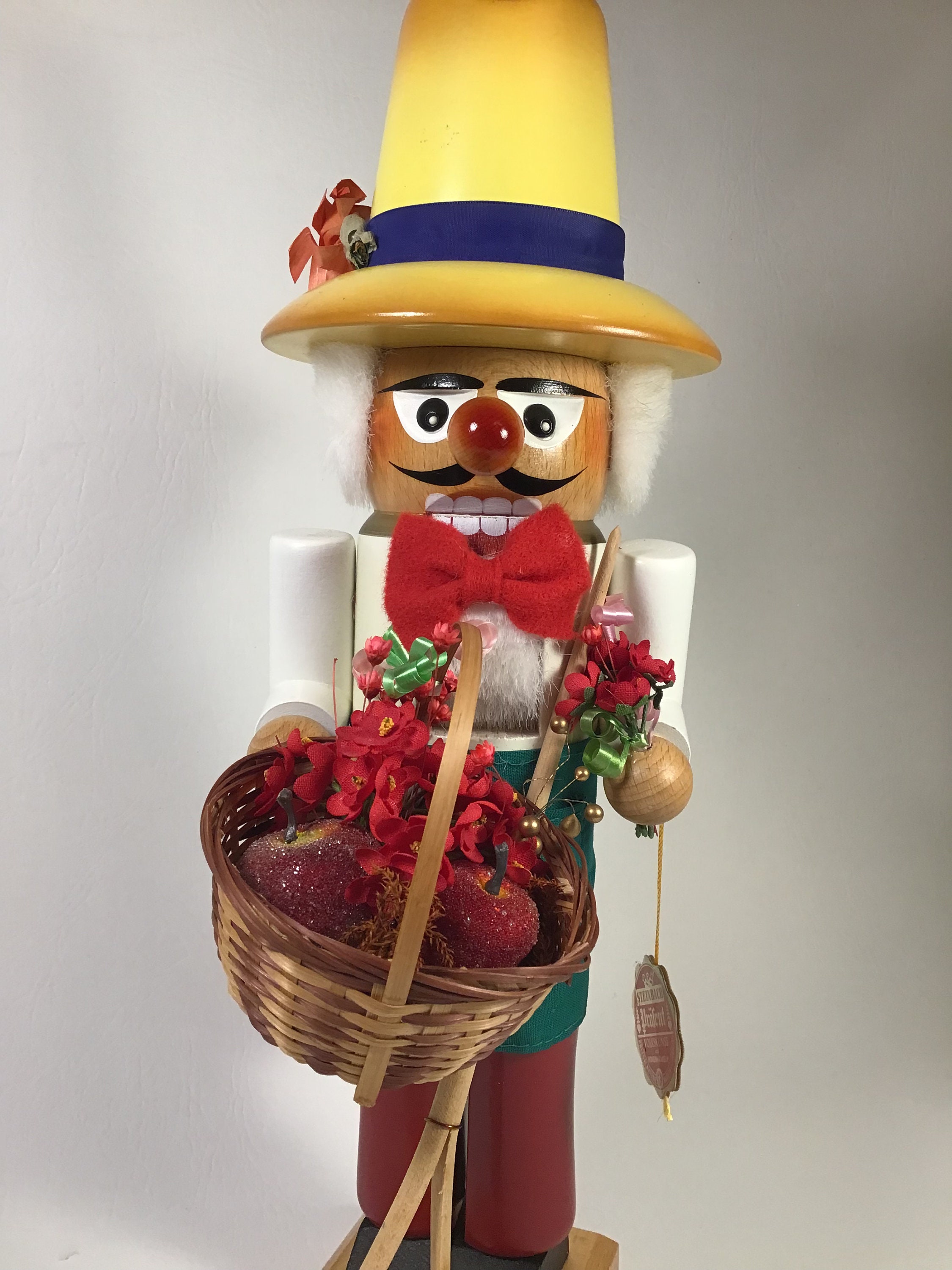 くるみ割り人形「ガードナー」、ドイツのシュタインバッハ社による