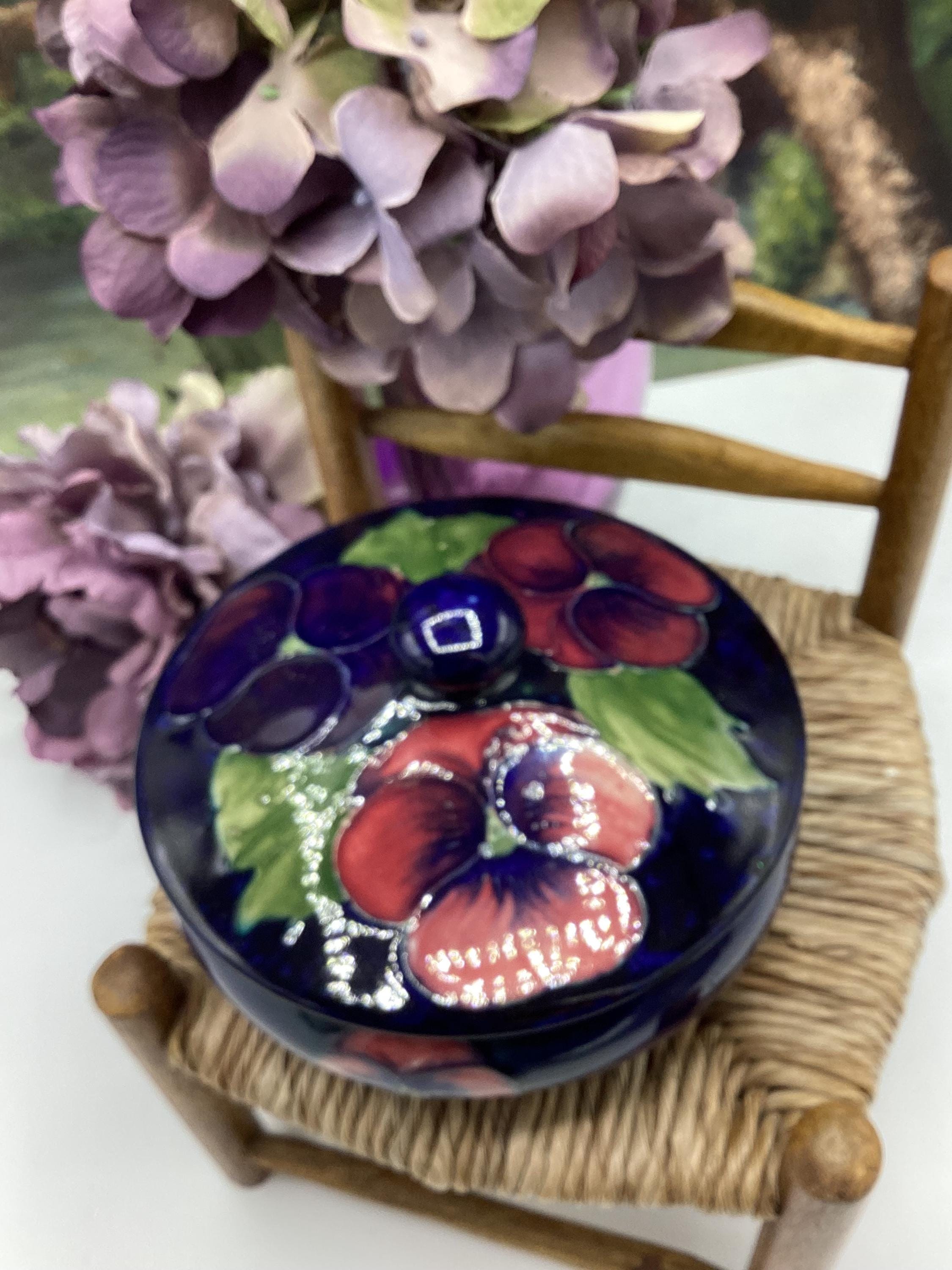 Moorcroft pottery - Etsy 日本