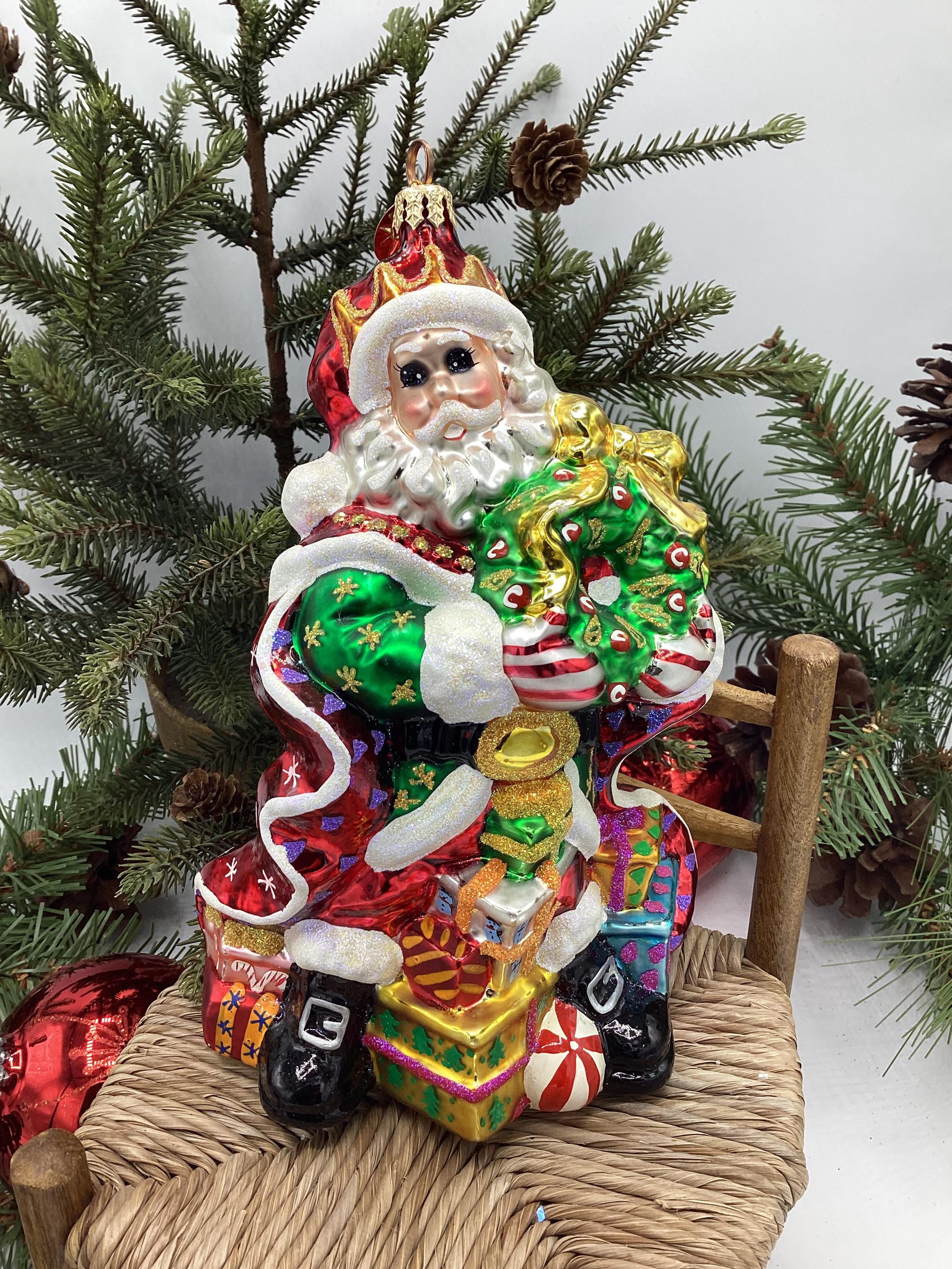 Christopher Radko Vintage Large Santa With Wreath Handblown Glass