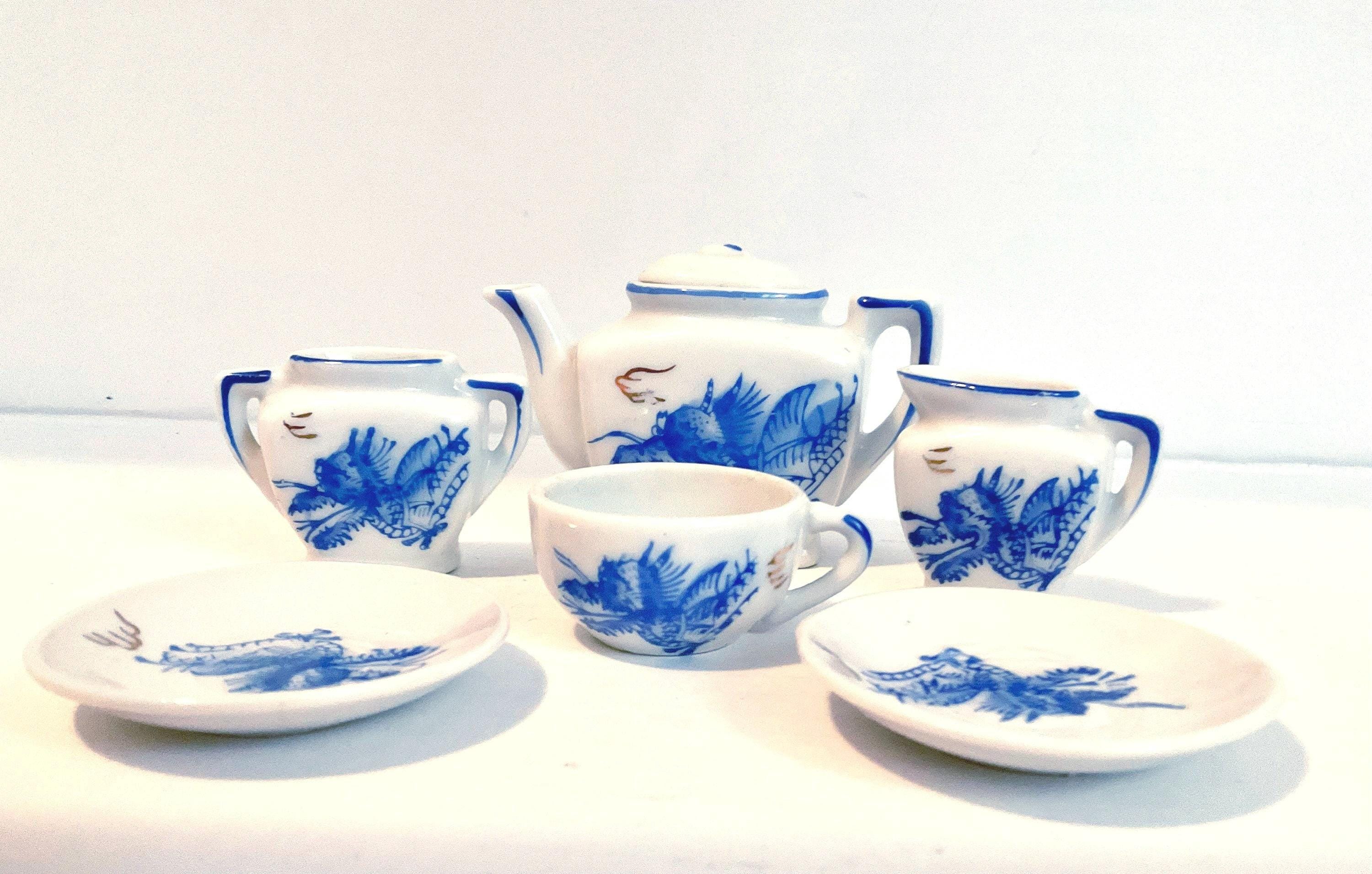 1960年代 limited   <tea time> 8 PC Fine China Porcelain Tea Cup Set Blue & White Flowers