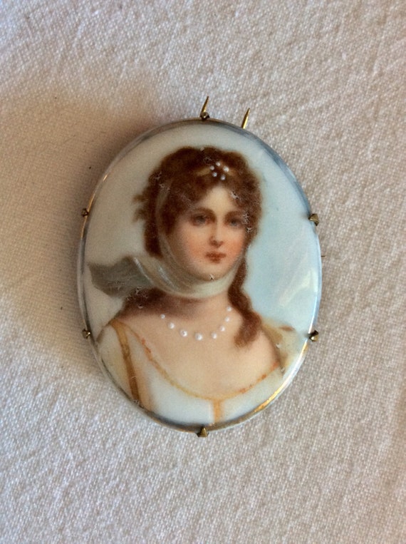 Antique Queen Louise Porcelain Limoges Hand Painte