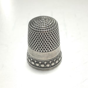 Antique 1800s Victorian Thimble Sterling Waite Thresher Size 7