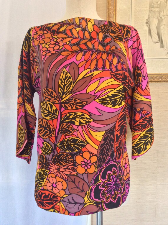 vintage 1960s silk top Gem