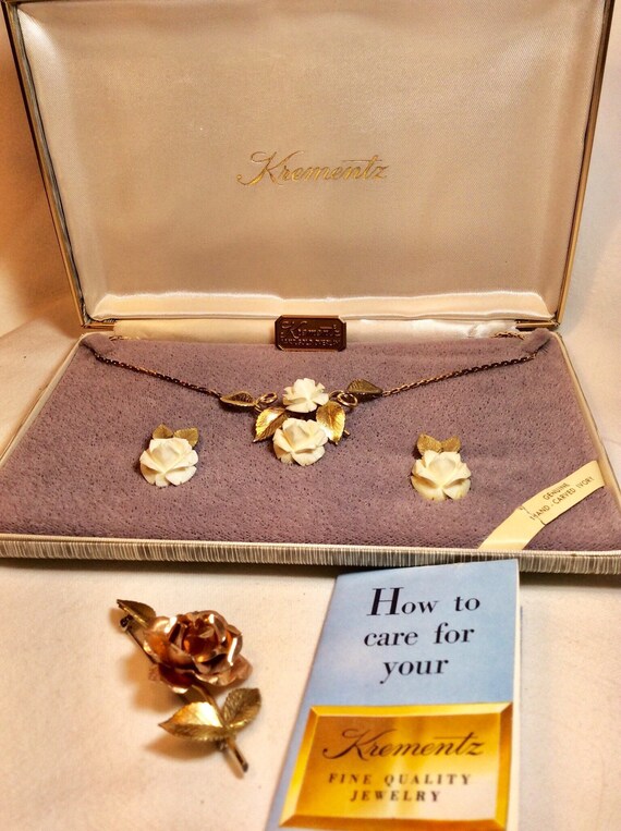 Krementz Vintage Gold Ivory Rose Necklace Earring
