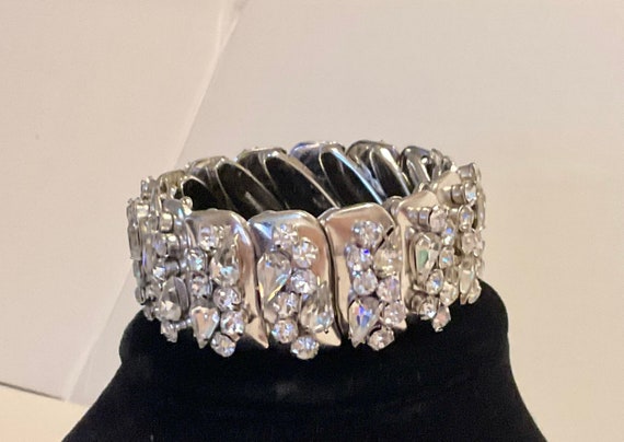 Vintage 40s Bracelet Rhinestone Stretch 6 1/2” to… - image 1