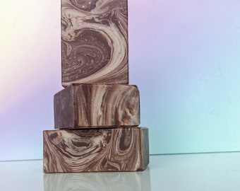 Tahitian Vanilla Bar Soap - 5oz | rich vanilla aroma that is highlighted by hints of exotic coconut scent | handmade soap