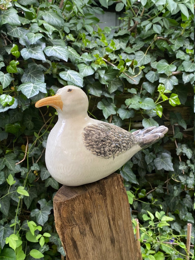 Möwe für den Garten aus Keramik handgetöpfert und frostfest | Etsy