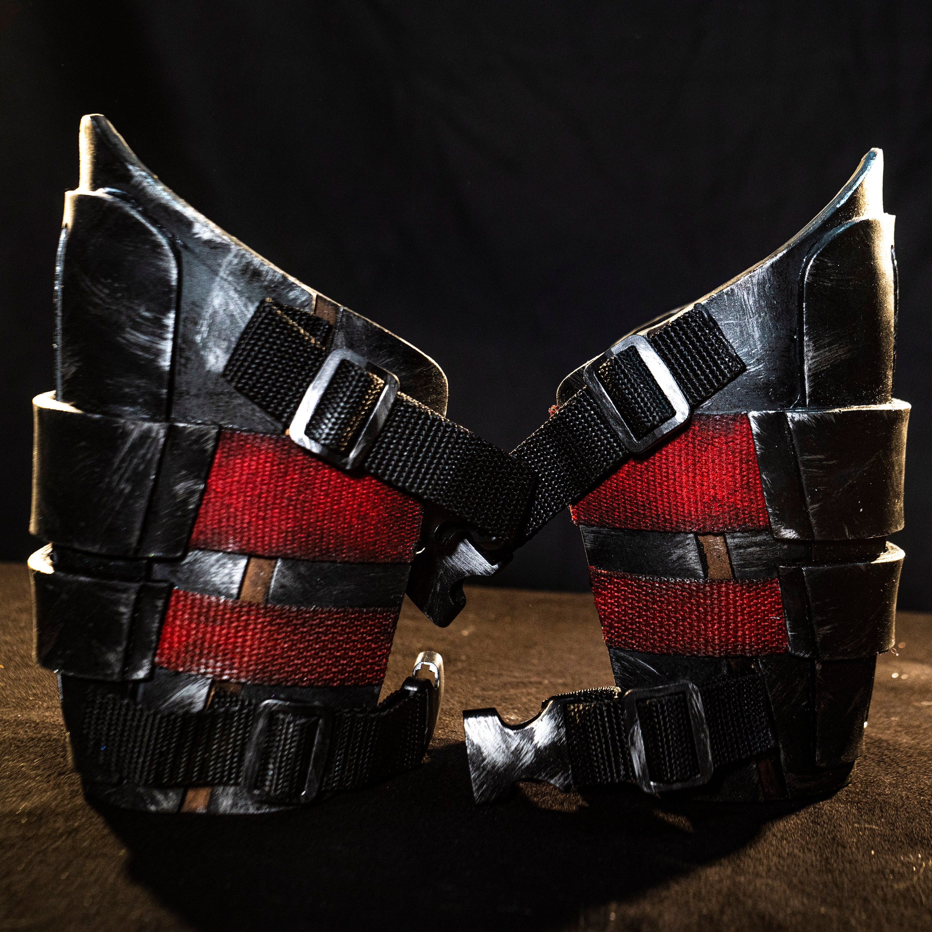 SUPER HERO GAUNTLETS Batman Gauntlets Armor Gauntlets Etsy