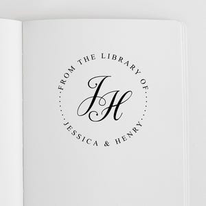 Monogram Book Embosser Personalized | Bookplate Stamp | Initial Book Embosser | Rubber Stamp, Self Inking Stamp or Embosser | SKU: STL121 afbeelding 4