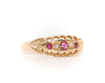 Antique Edwardian 18K Yellow Gold Ruby and Diamond 5 Stone Ring