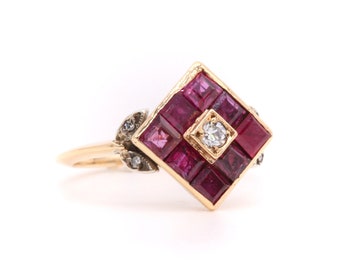 Vintage 18K Yellow Gold Diamond and Square Cut Ruby Cluster Ring