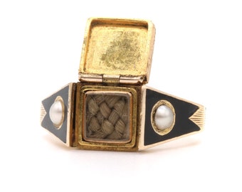 Antique Victorian 18K Yellow Gold Black Enamel and Pearl Hinged Locket “In Memoriam” Mourning Ring