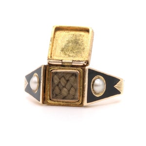 Antique Victorian 18K Yellow Gold Black Enamel and Pearl Hinged Locket “In Memoriam” Mourning Ring