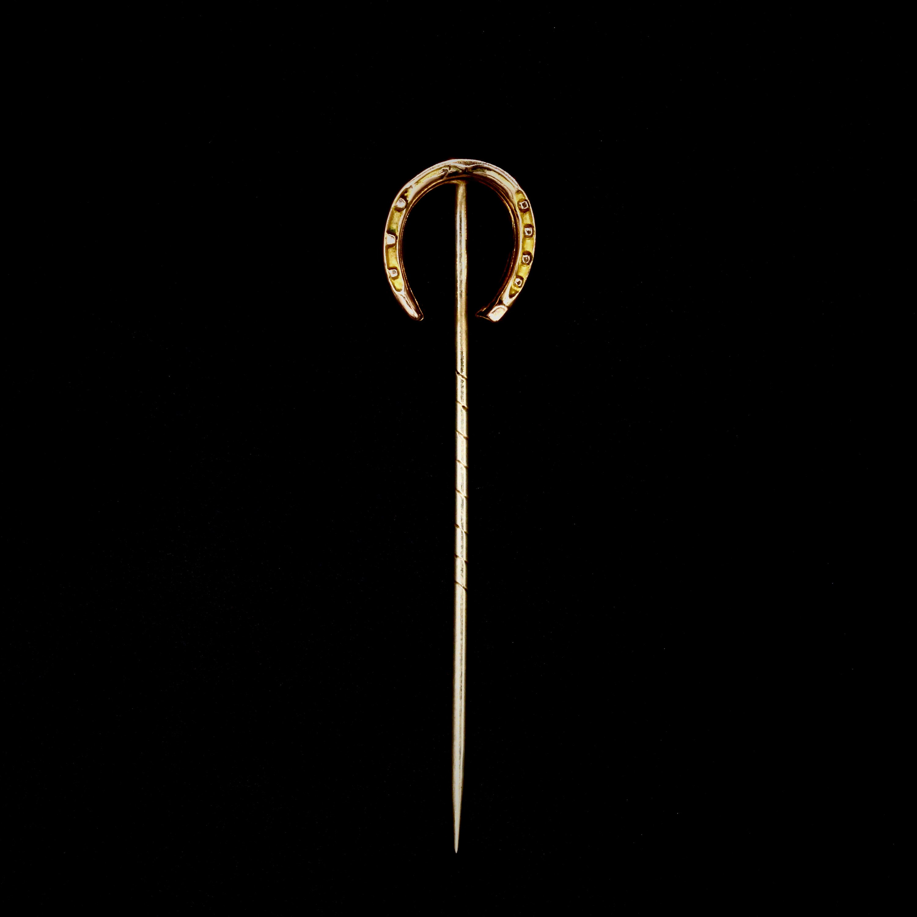 9ct Gold Plated Victorian or Edwardian Horseshoe Shaped Stick Pin 9ct Gold Late Victorian or Edwardian Horseshoe Shaped Stock  main image 2