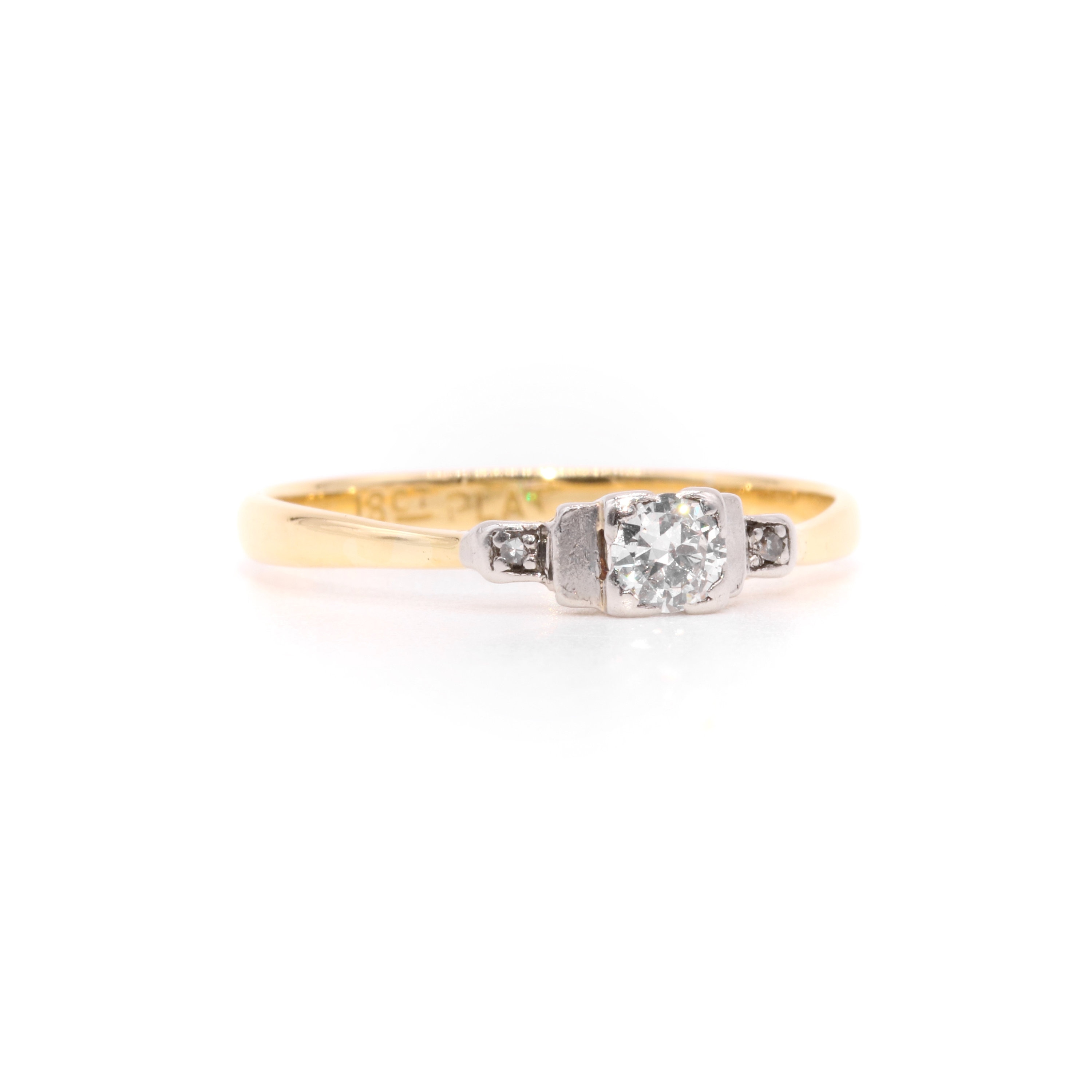 art-deco-1930s-18k-yellow-gold-and-platinum-0-18ctw-diamond-trilogy