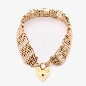 Vintage 1980s 24.8g 9K Yellow Gold Gate Link Bracelet with Heart Padlock