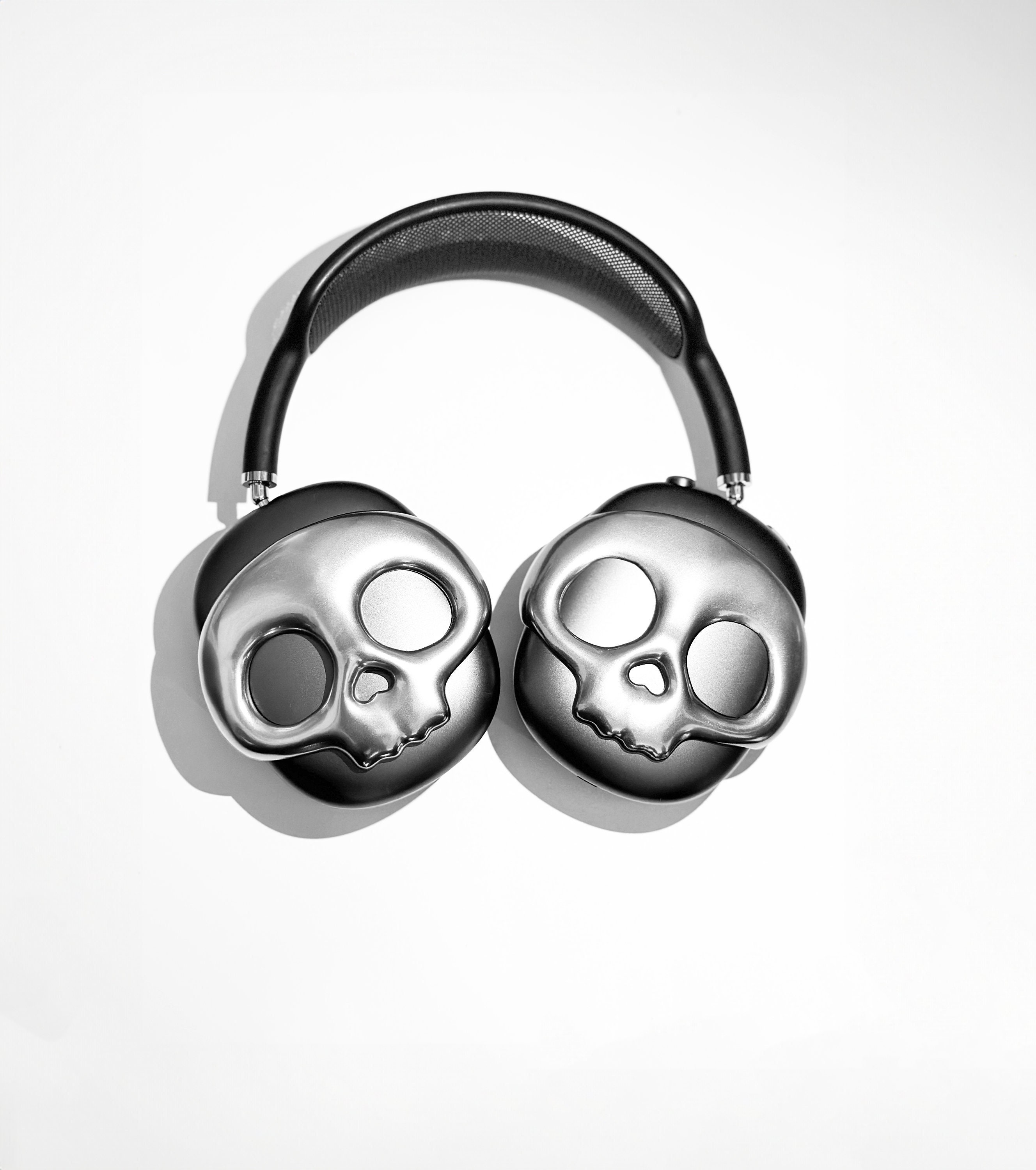 Air pods max カバー　スカル　ドクロ　スケルトン　シルバー Skull Silver Chrome Airpods Max Attachment - Skeleton