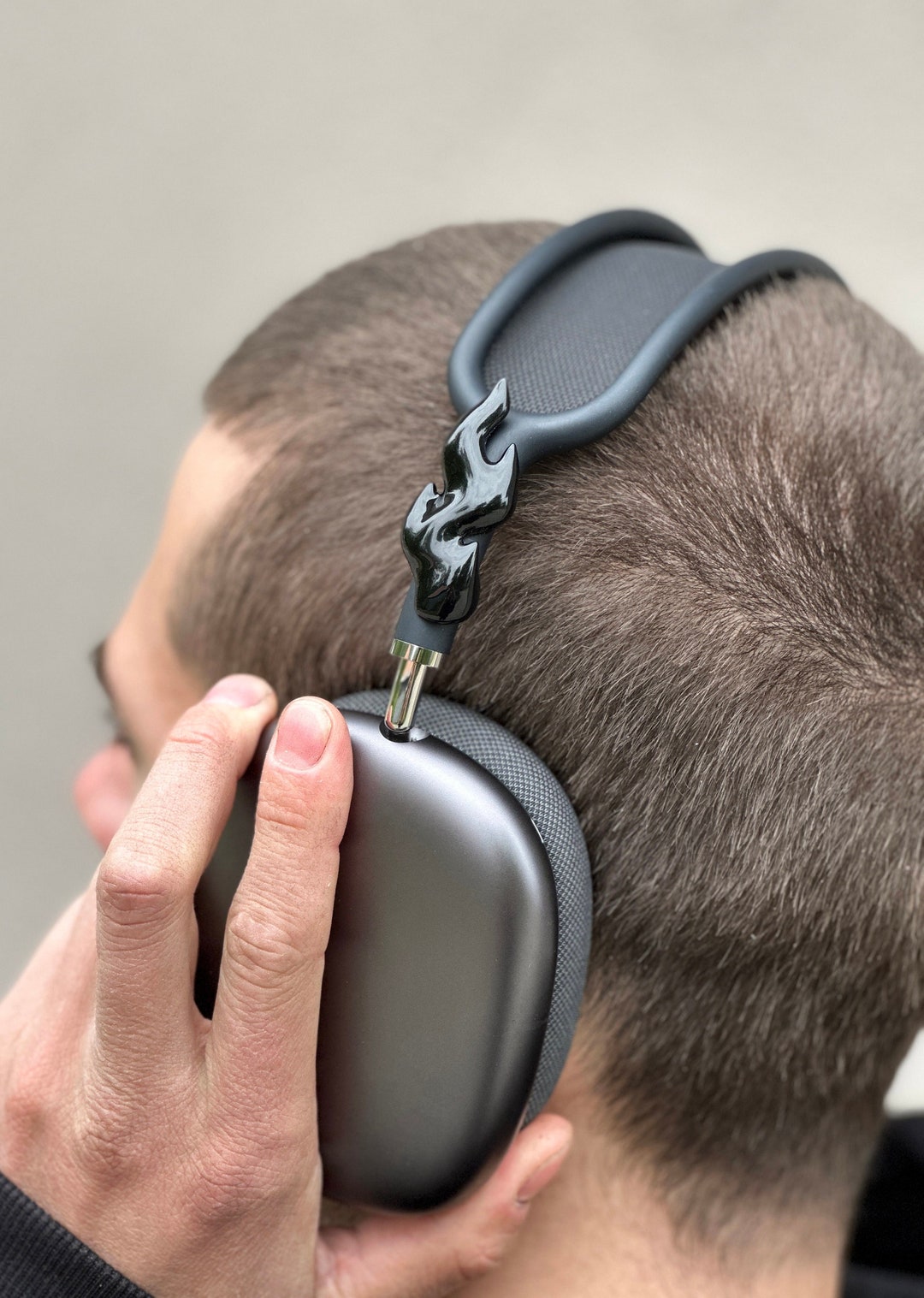 AirPodsmax アクセサリー FLAMES Airpods Max Headphone Attachments (2 Pieces) ,headset