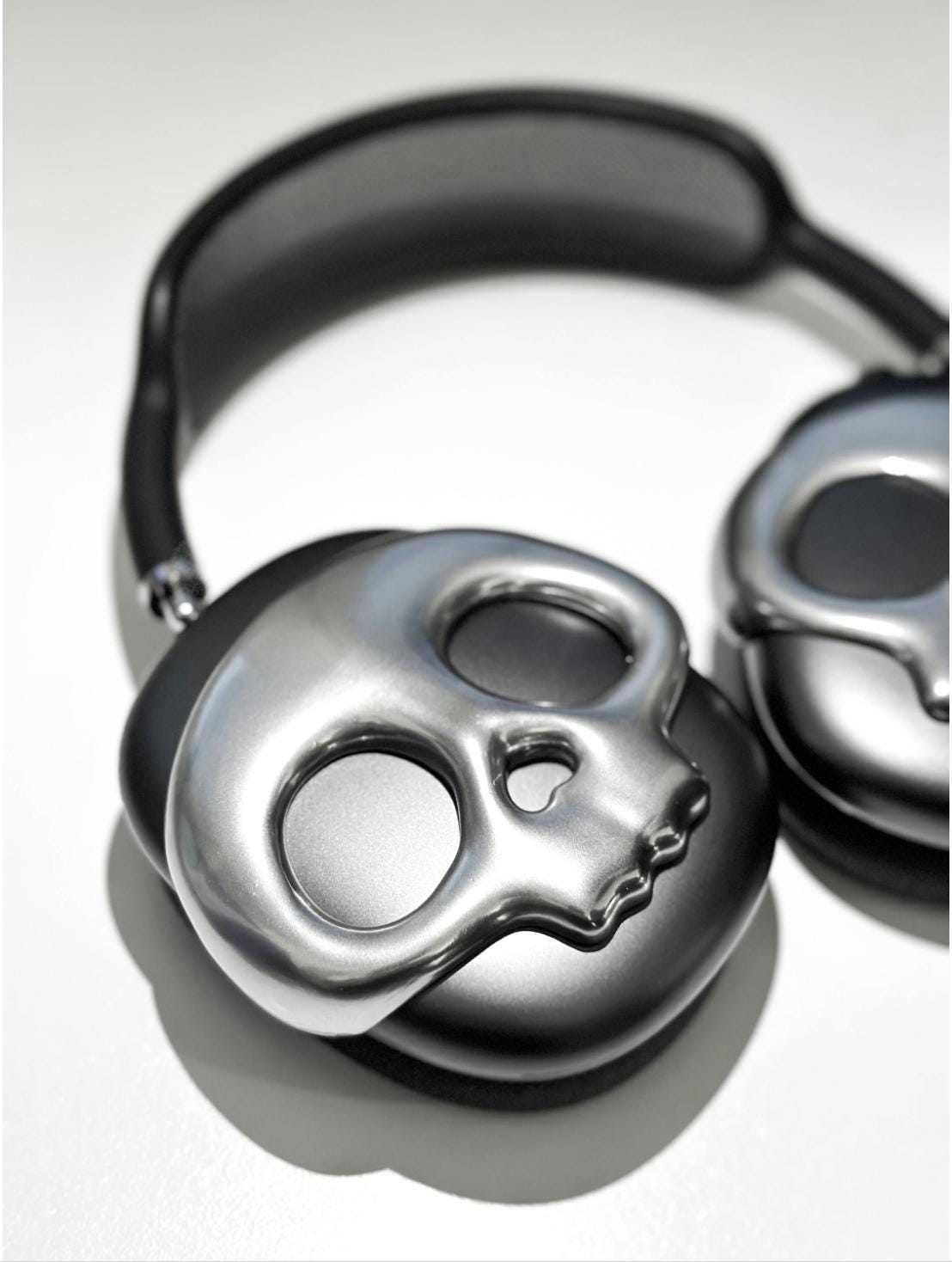 SKULL Airpods Max Headphone Case Attachment - Headset Gaming and